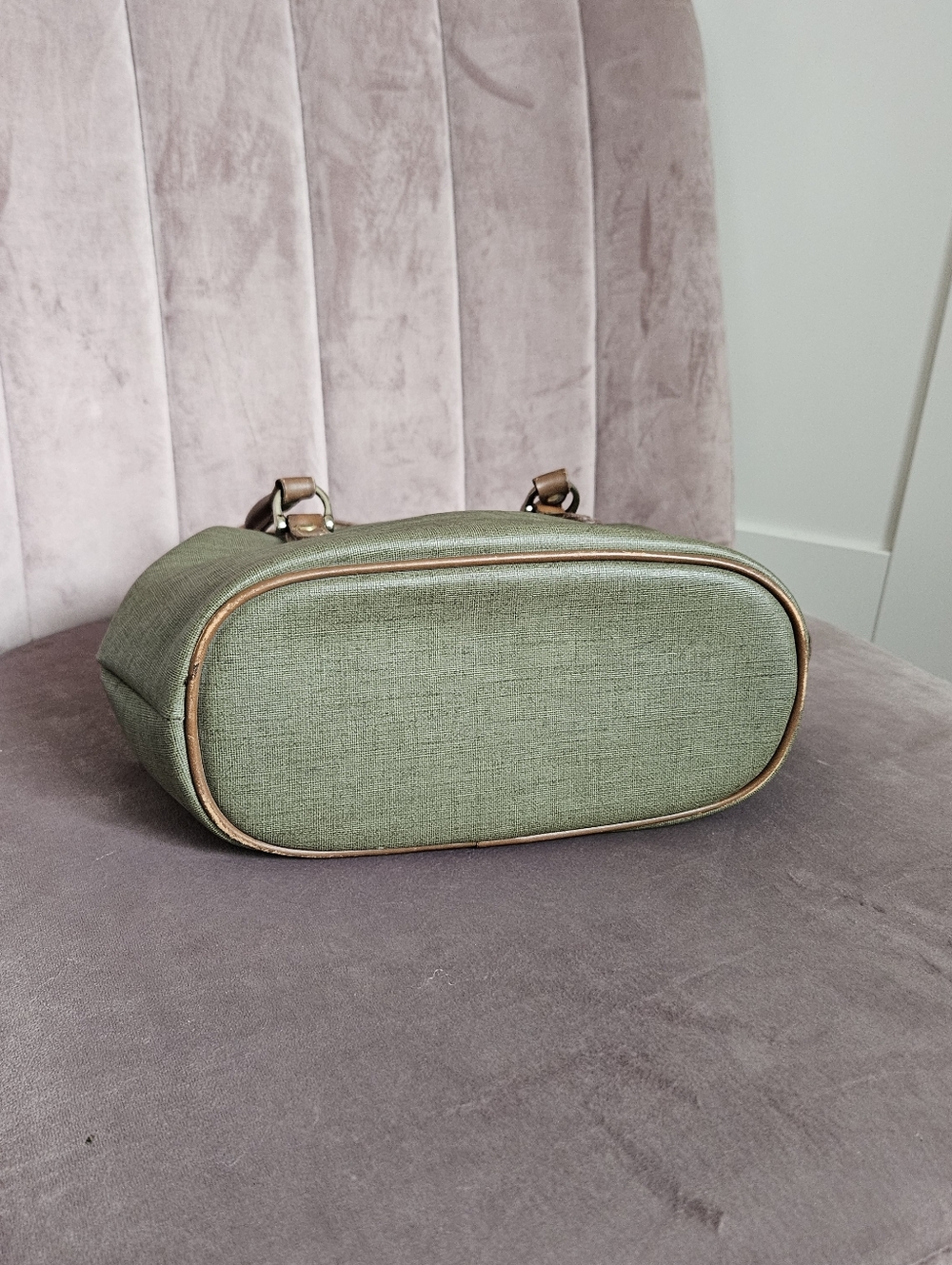 Vtg 1983 Liz Claiborne Genuine Leather Doctor Bag Barrel Fendi Inspired - Picture 9 of 10